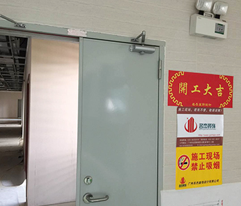 直擊飛仕商城裝修項(xiàng)目現(xiàn)場！